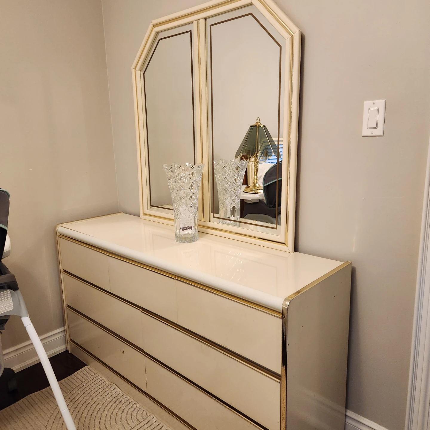 Bedroom Set - Dresser, Nightstands, Bed Frame