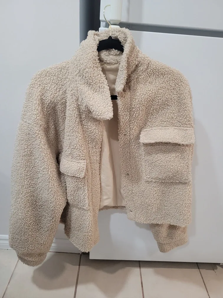 H&M Divided XL Beige Sherpa Jacket