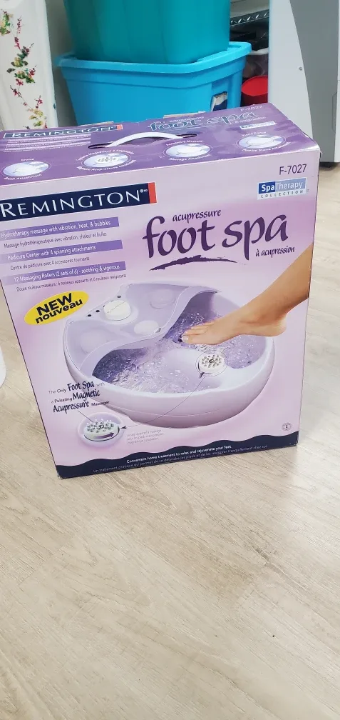Remington Acupressure Foot Spa - New in Box!