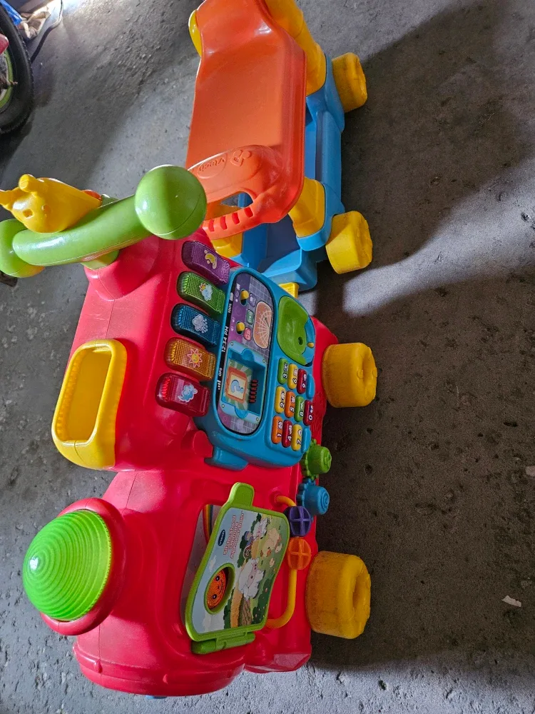 VTech 2-in-1 Learn & Zoom Motorbike