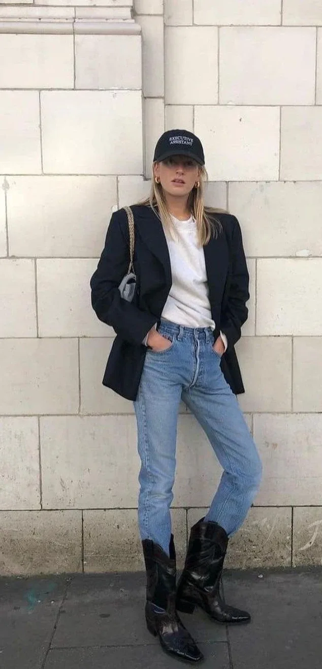 Full- grain Black Leather Cowboy Boots (Made in Canada) image indicator(10)