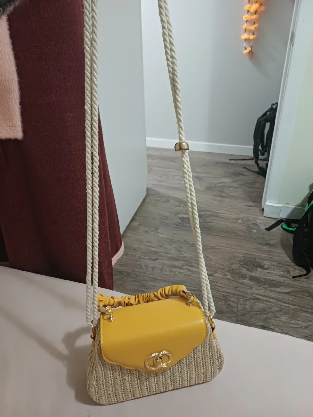 Yellow & Woven Straw Small Purse image indicator(4)