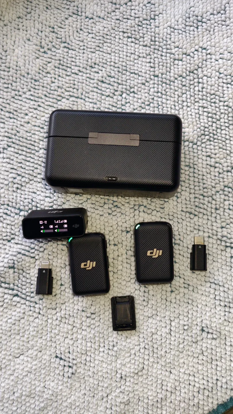 DJI Mic + Charging case image indicator(5)