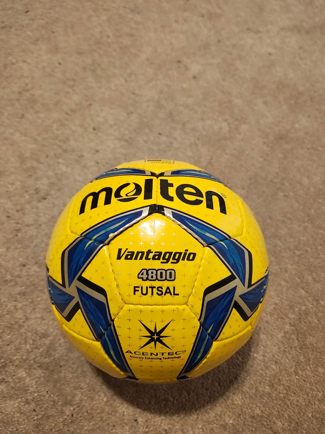 Molten Futsal Ball - Vantaggio 4800 - Size 4 image indicator(3)