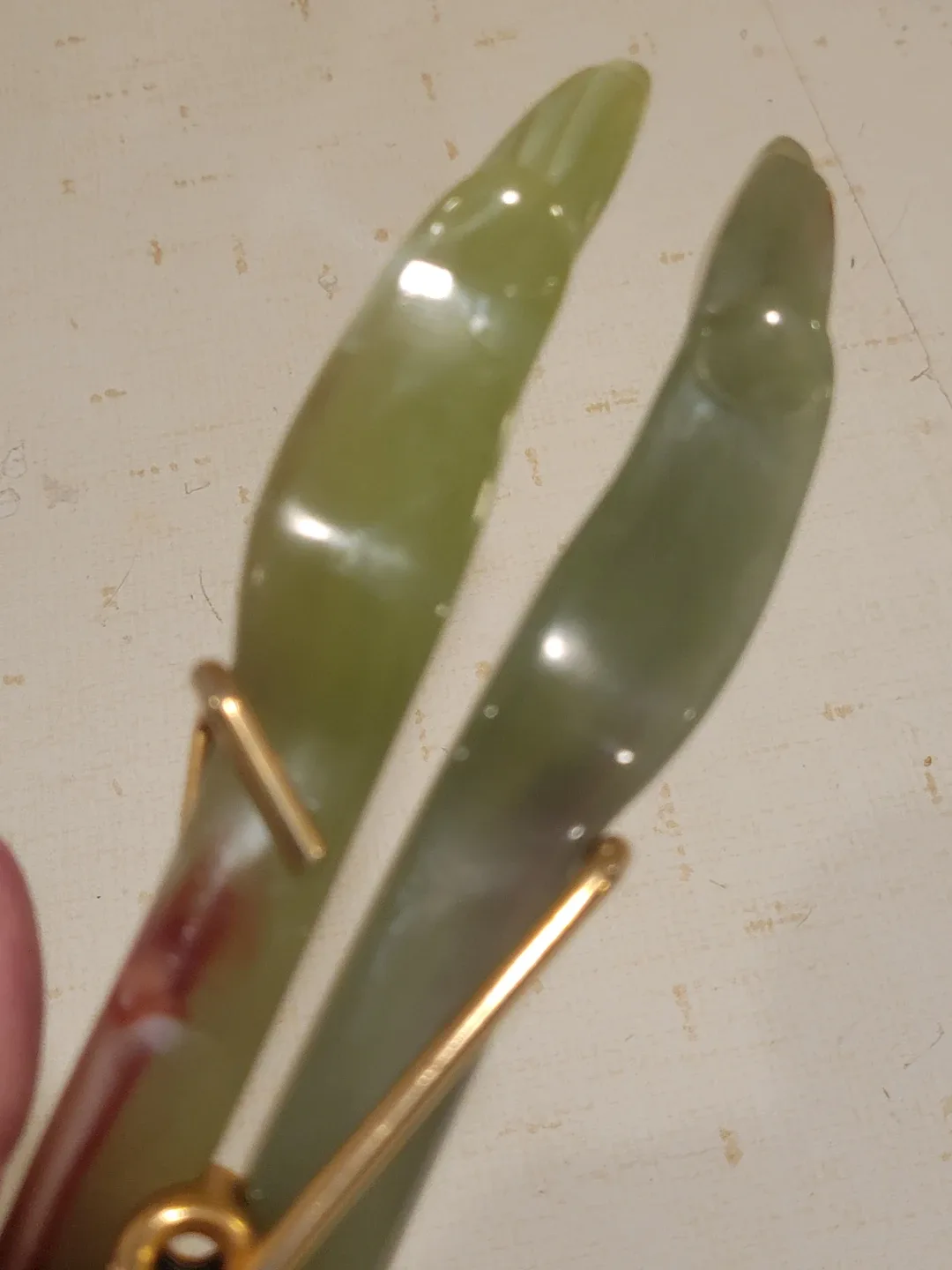 Vintage Bakelite Praying Hands Clothespin or Catalina Clip image indicator(5)