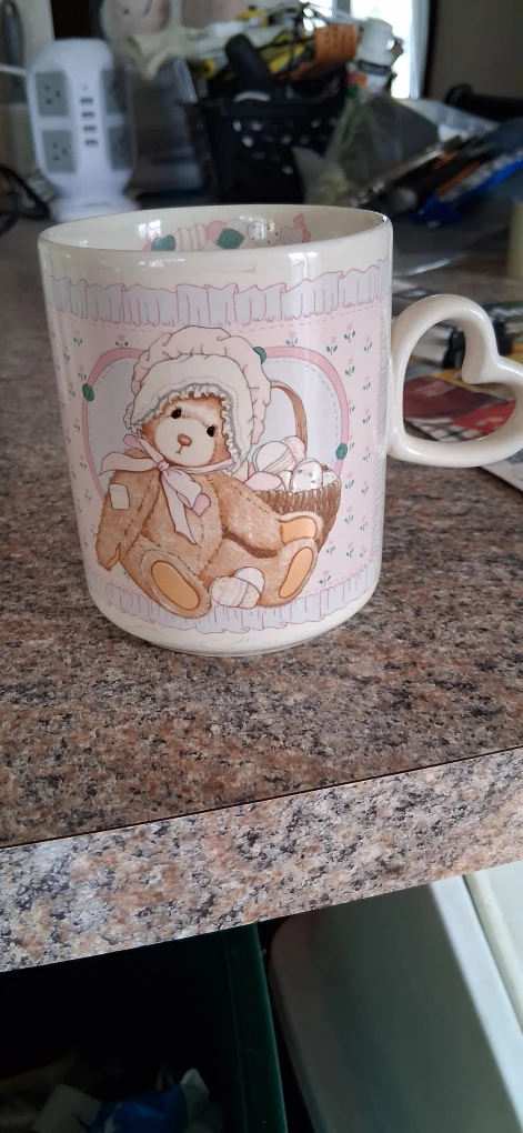 Variety of Decorative Mugs - photo 2