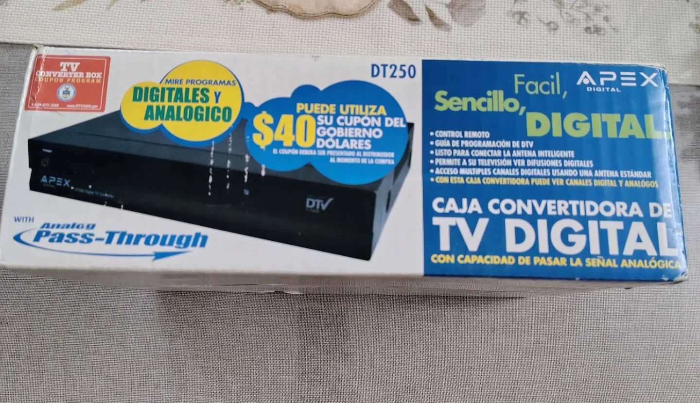 Apex DT250A Digital TV Converter Box with Analog Pass-Through image indicator(2)