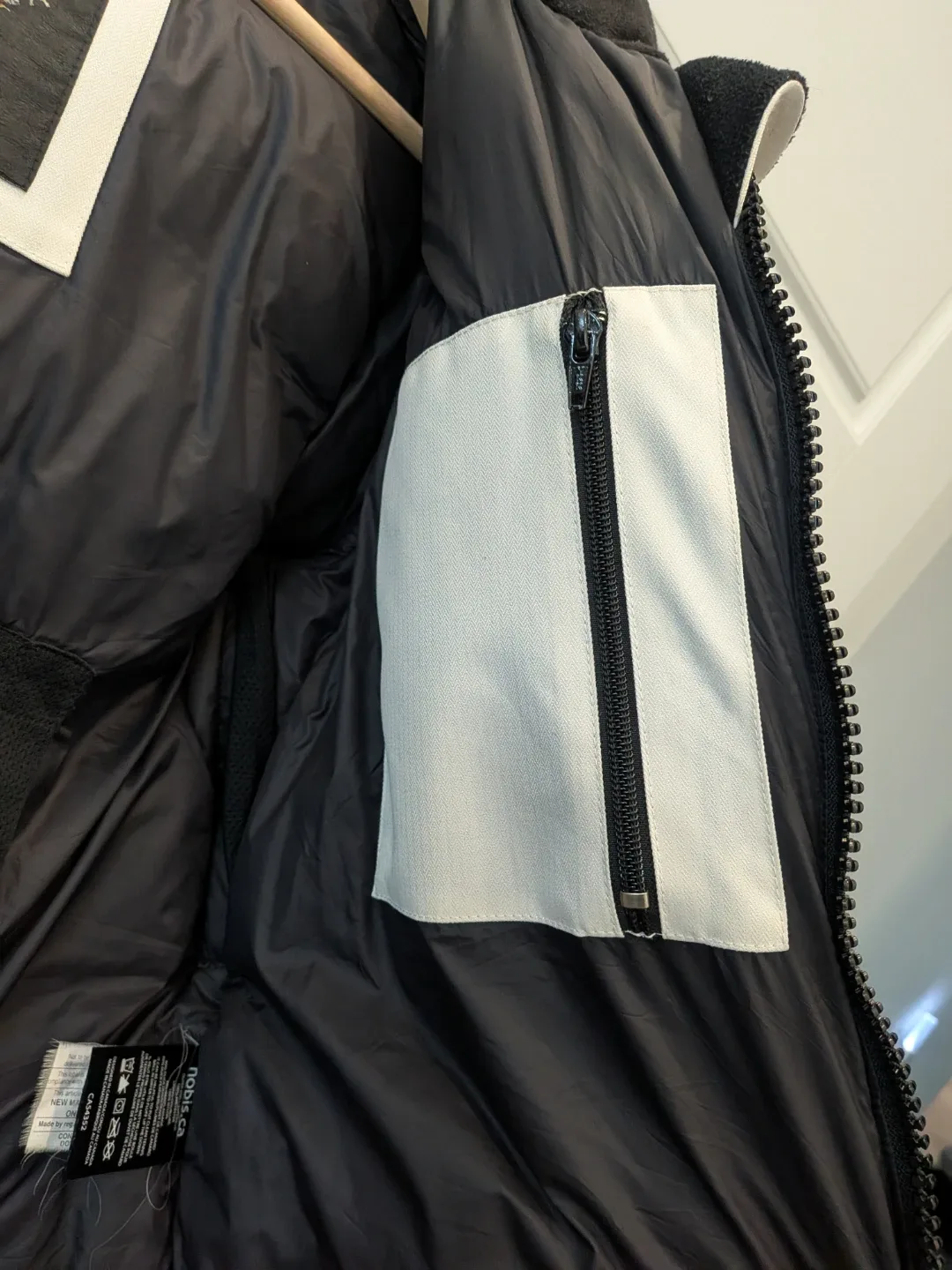 Nobis White Down Bomber Jacket - Size Small image indicator(5)