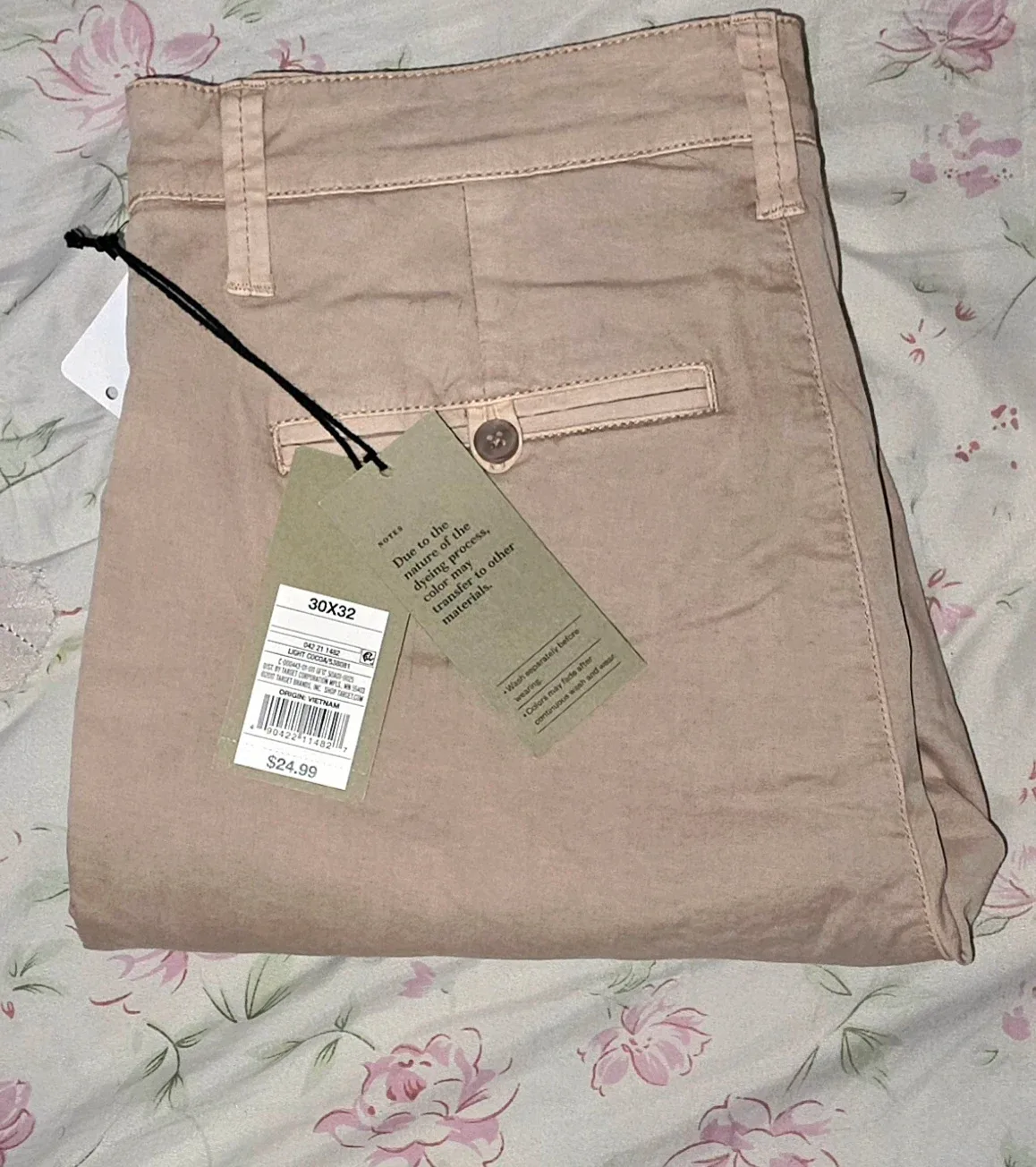 New H&M Chino Pants - Size 30x32 image indicator(3)