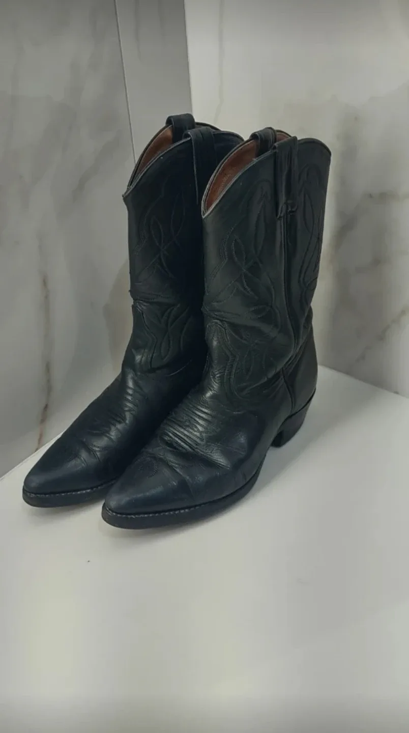 Full- grain Black Leather Cowboy Boots (Made in Canada) image indicator(3)
