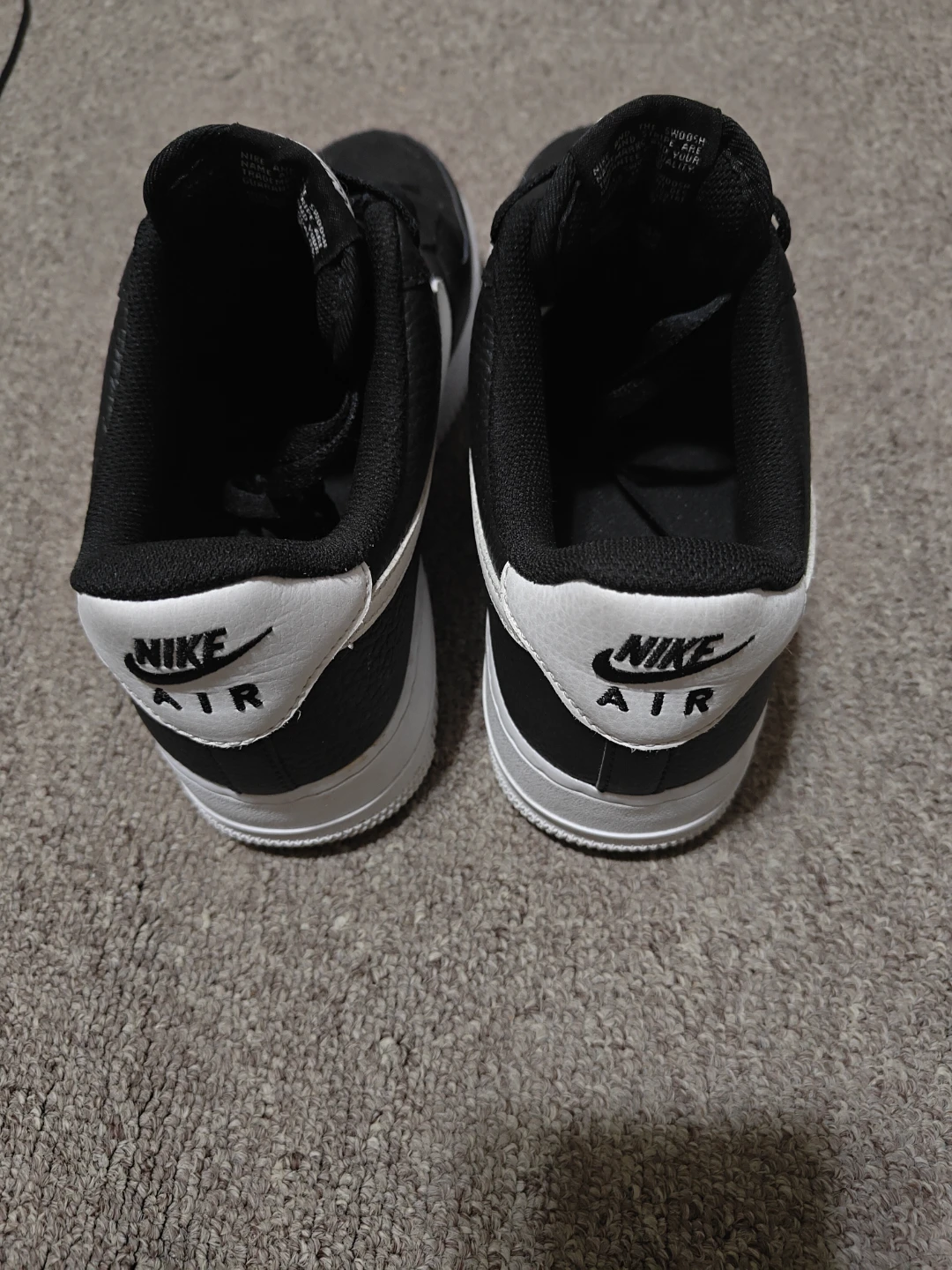 Nike Air Force 1 Black US 9 - photo 2