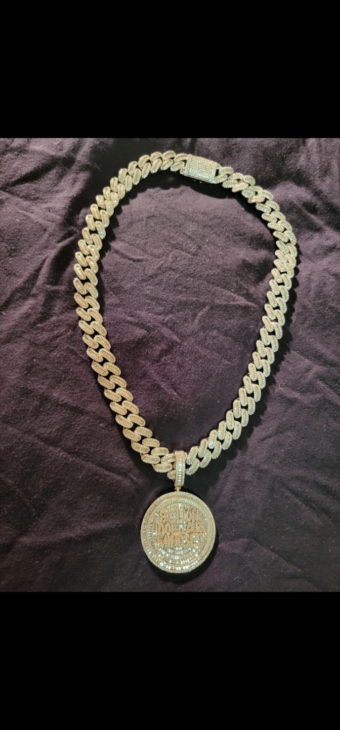 Cuban Link Chain with Pendant - photo 3