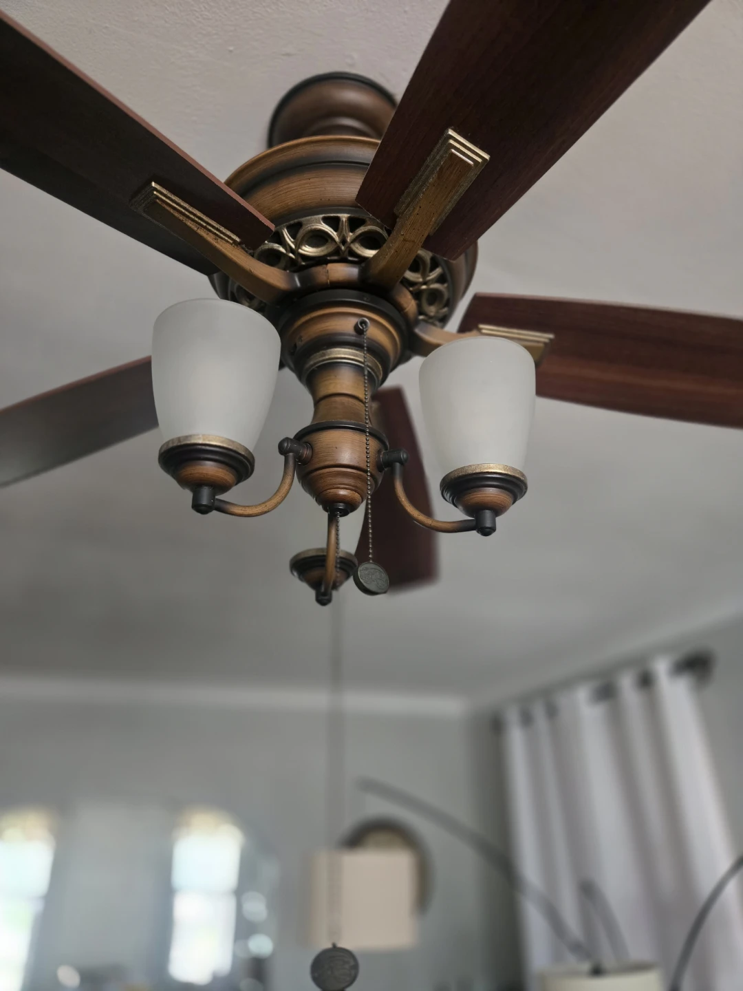 Ceiling Fan with Light Kit - photo 2