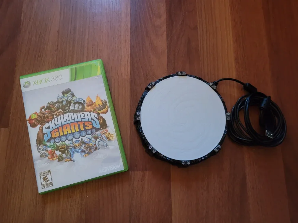 Skylanders Giants for Xbox 360 with Portal