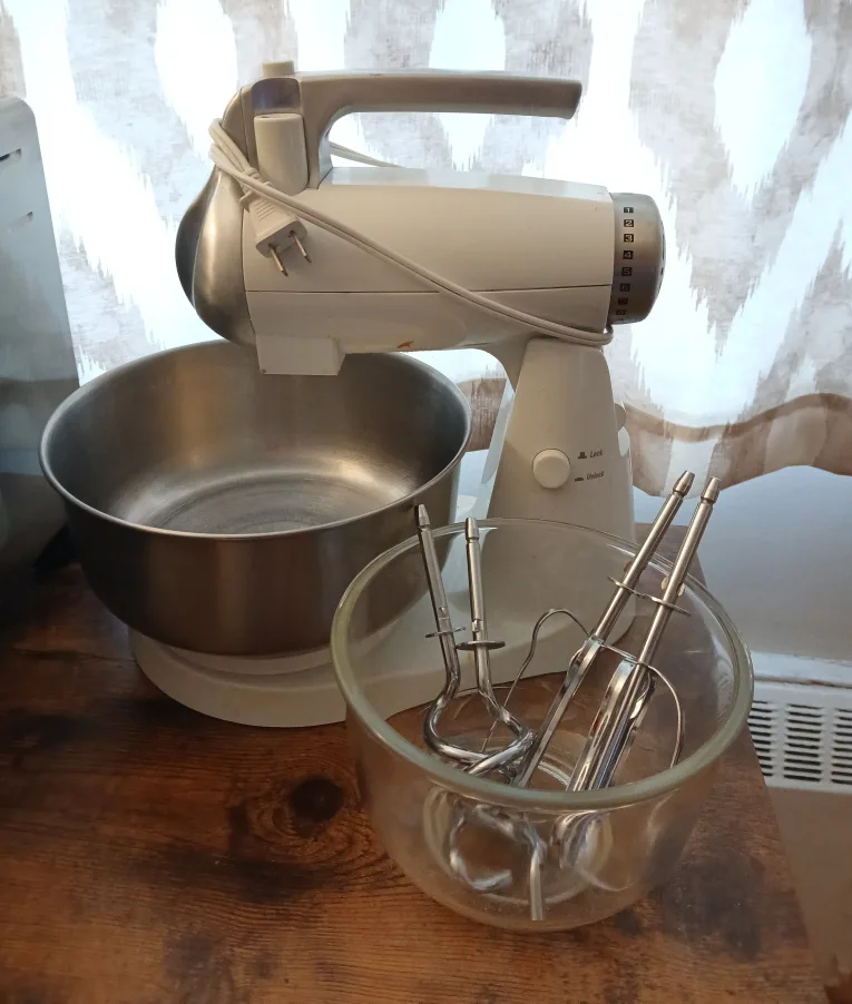 Stand Mixer with Bowls and Attachments