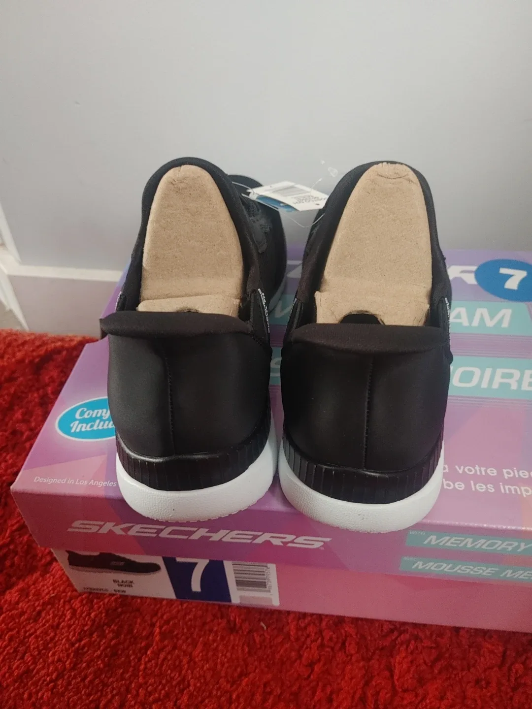 Skechers Memory Foam Shoes - Size 7 image indicator(8)