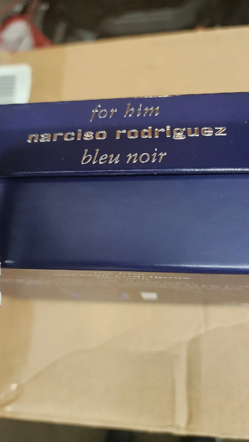 Narciso Rodriguez Bleu Noir Gift Set for Him image indicator(3)