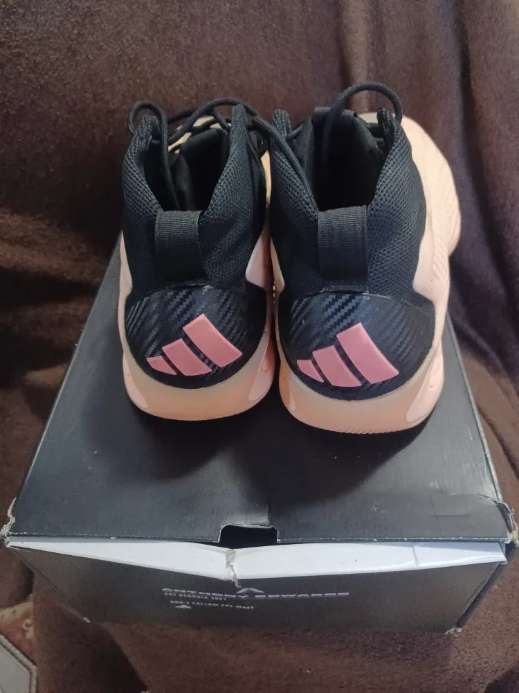 Adidas ae 1 with love size 10.5 image indicator(3)