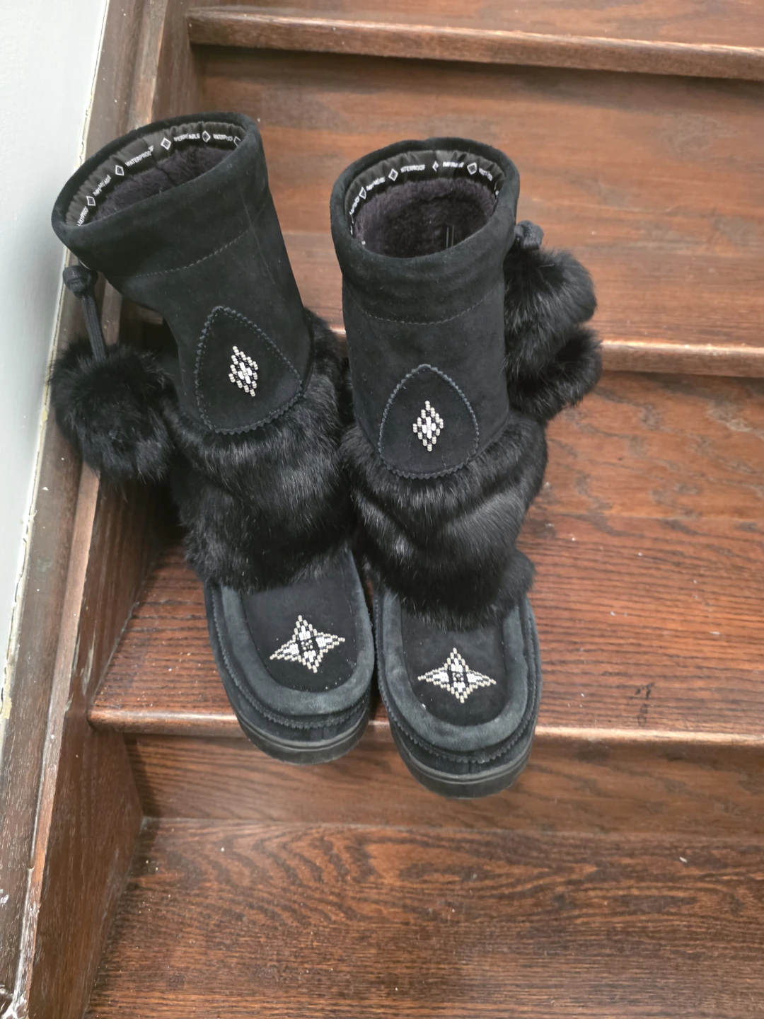 Manitobah Mukluks Winter Boots, Size 10