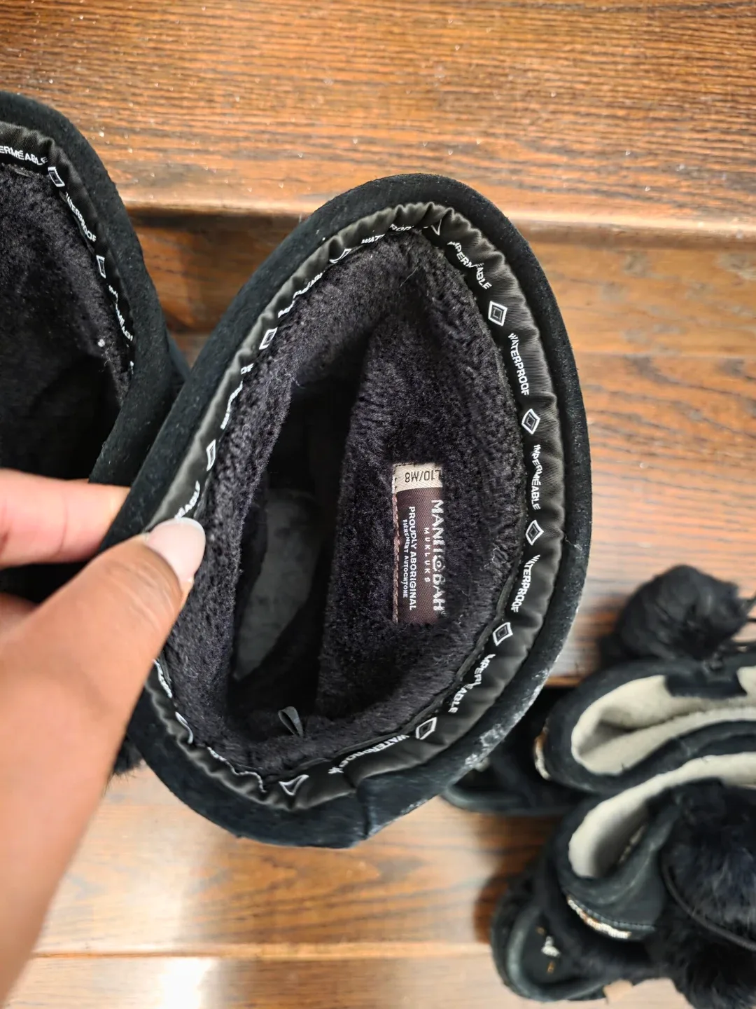 Manitobah Mukluks Winter Boots, Size 10 image indicator(3)