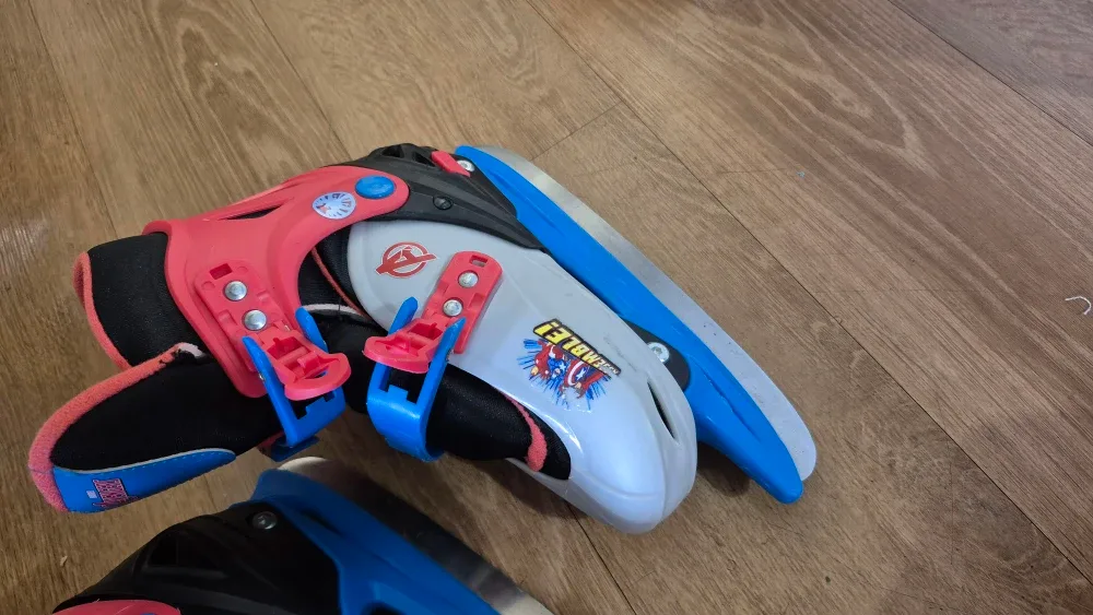 CCM Hockey Helmet & Avengers Skates image indicator(3)
