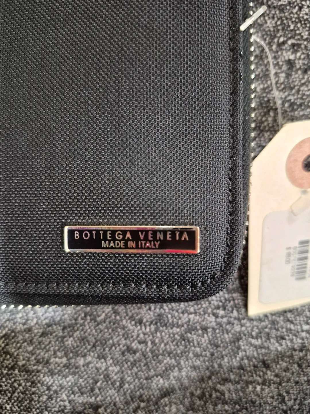 Bottega Veneta Black Material wallet image indicator(10)