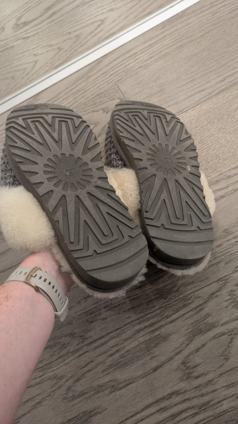 UGG Grey Knit Slippers - photo 4