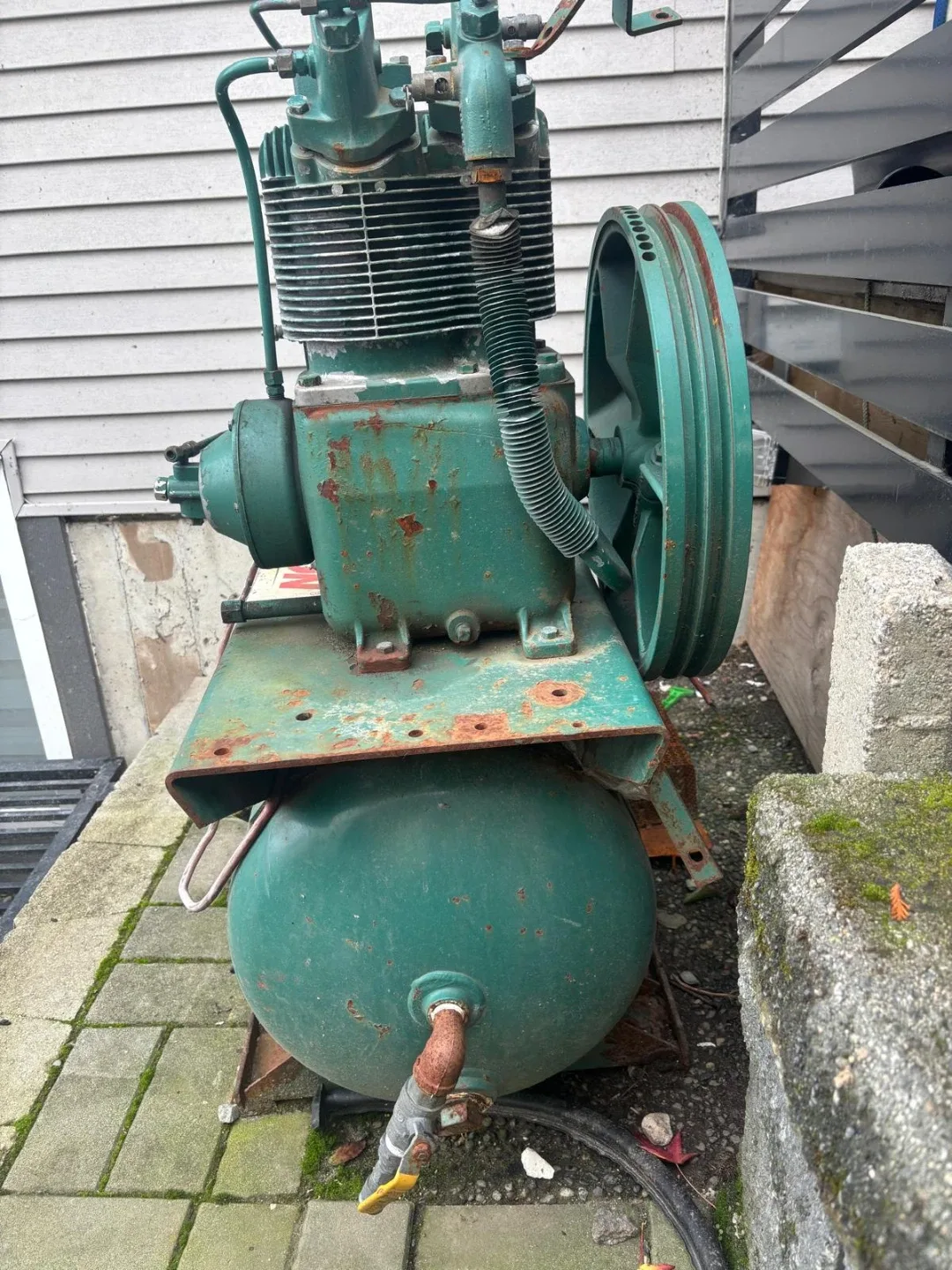 Champion Air Compressor image indicator(3)