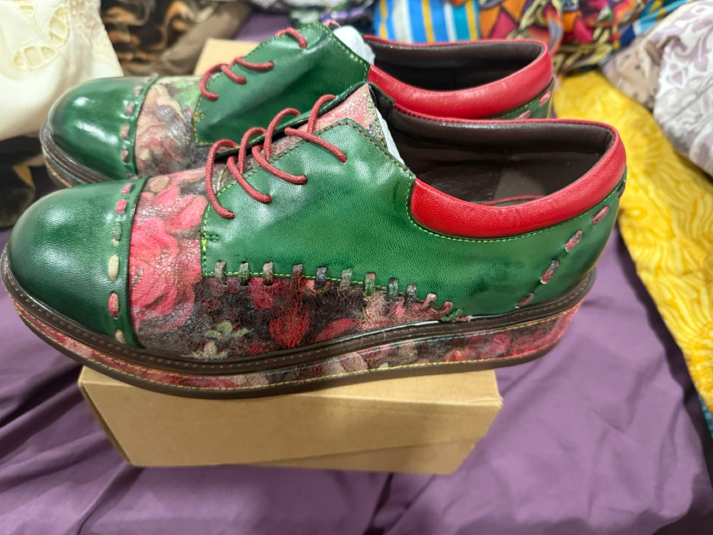 Unique Floral Leather Shoes - Green & Red - photo 2