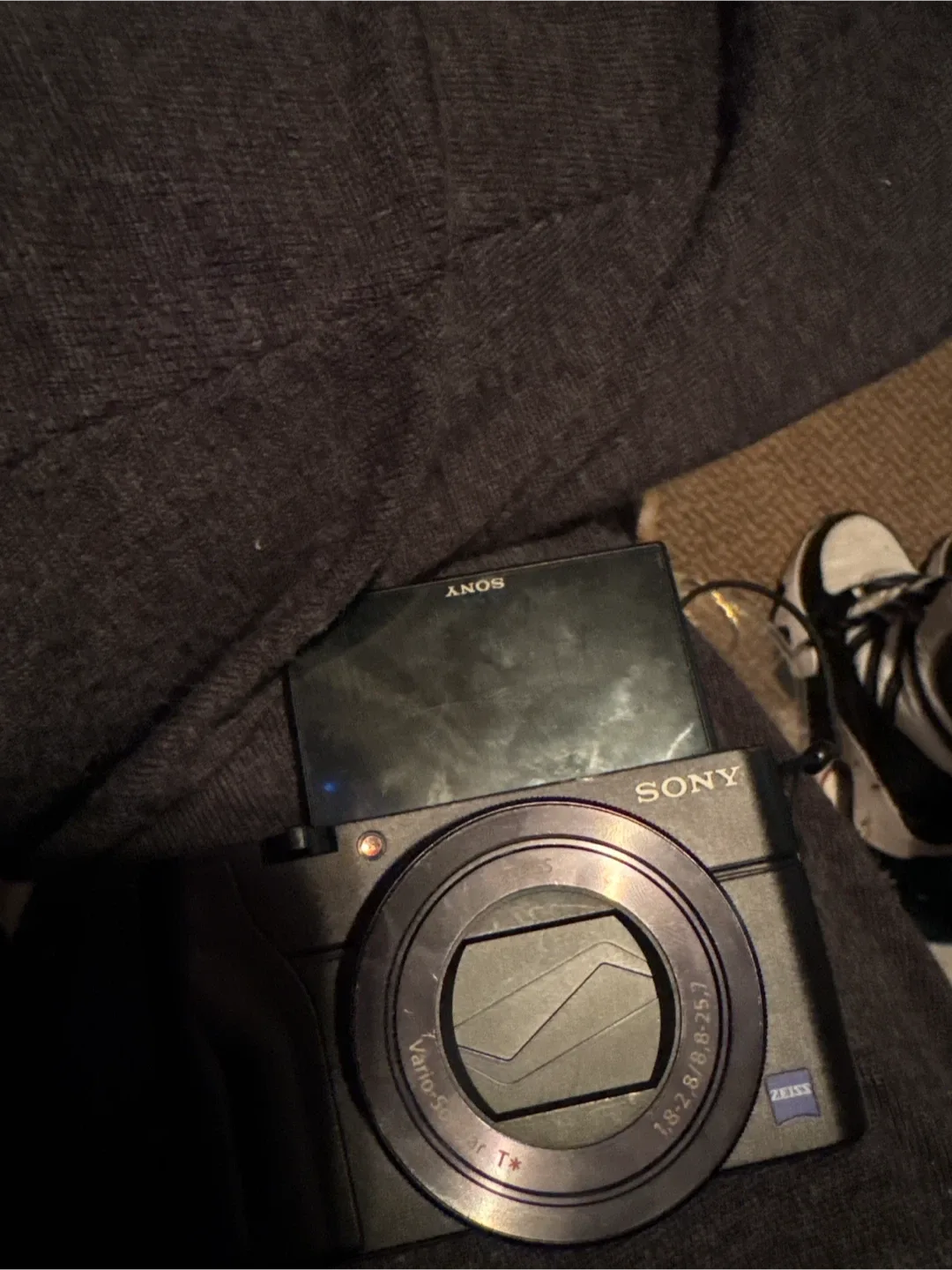 Sony RX100 III Digital Camera image indicator(3)