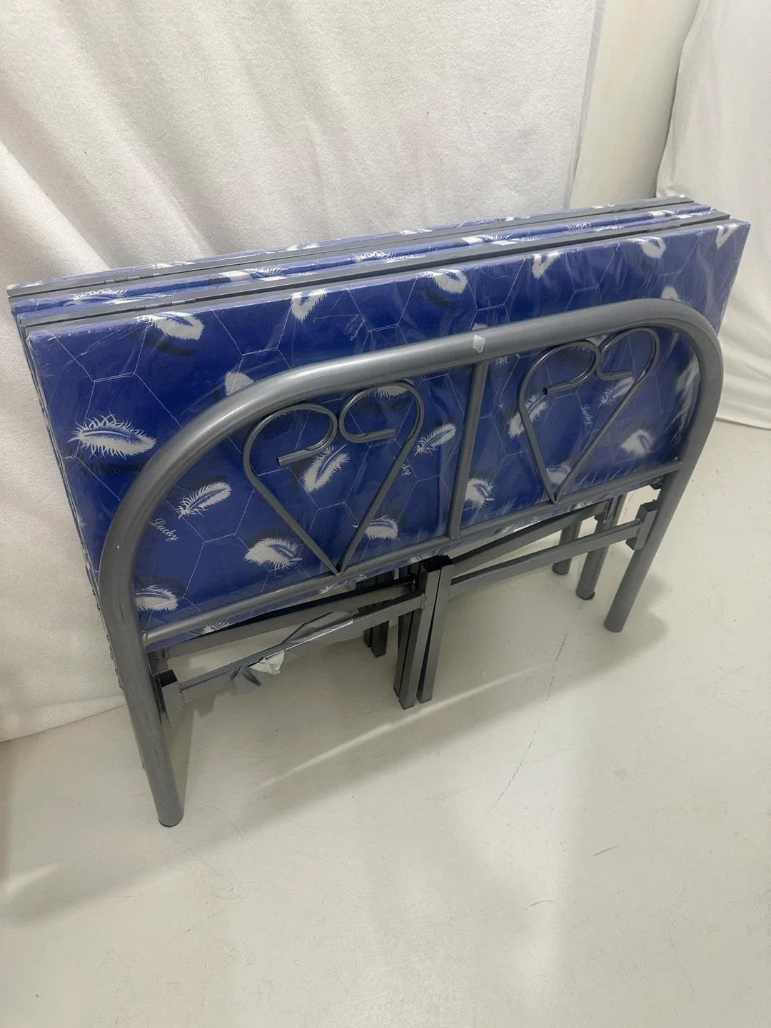 Folding Bed - Blue image indicator(2)