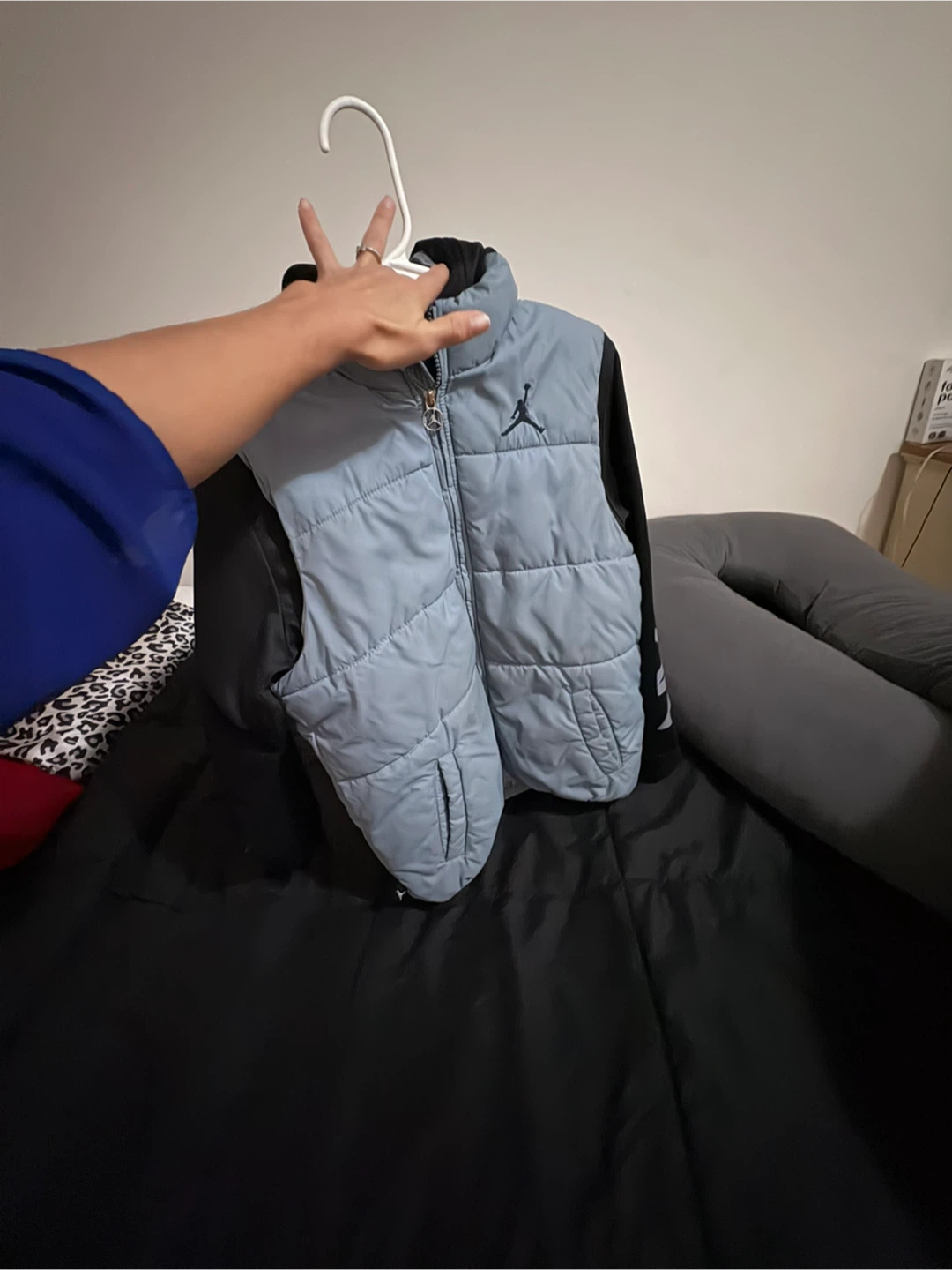 Jordan Puffer Vest - Size L (12-13 yrs) - photo 3