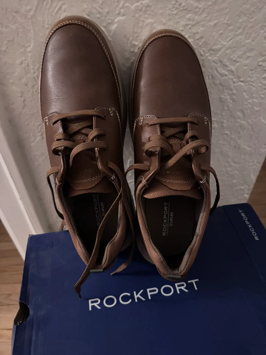 Brand New Rockport Men's Leather Shoes US 10 thumbnail