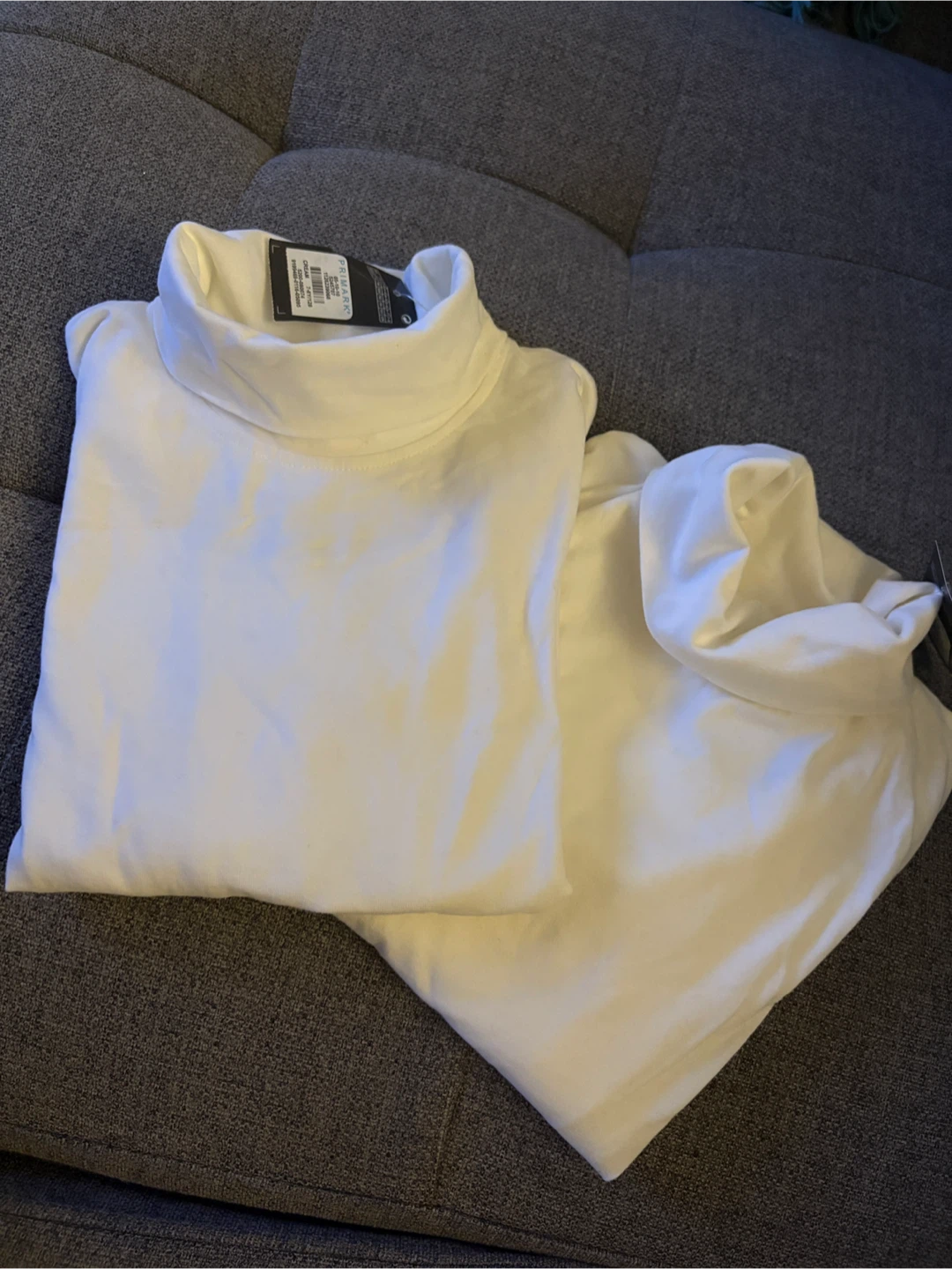 NEW with tag! Set of 2 White Turtleneck - Size 7-8 Years