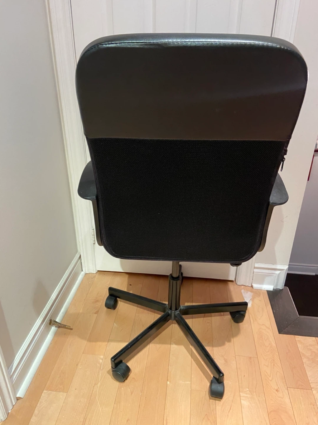Black Office Chair