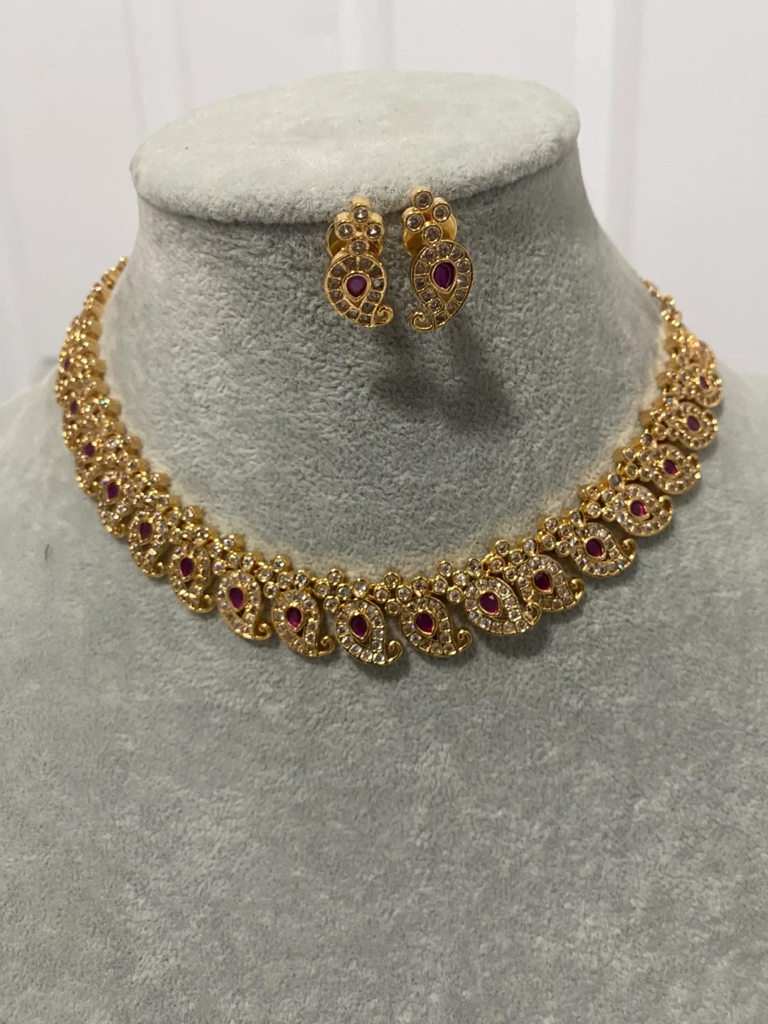 Gold Plated Necklace and Earring Set thumbnail
