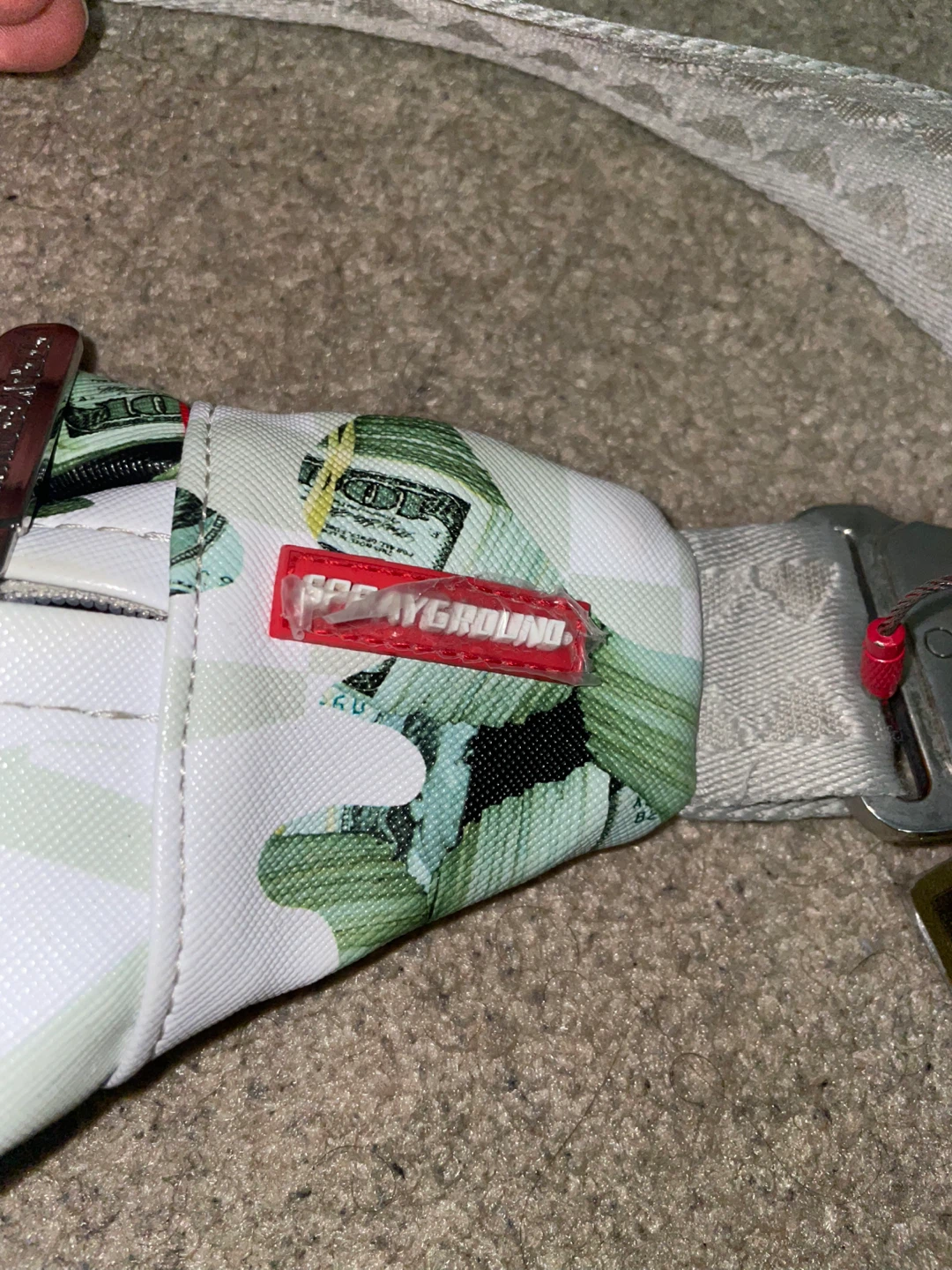 Sprayground Limited Edition Crossbody Bag - photo 3