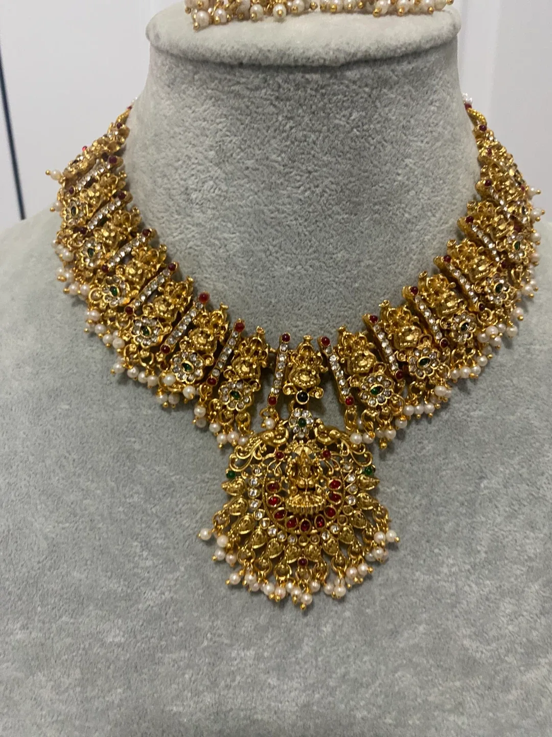 Gold Necklace and Earring Set thumbnail