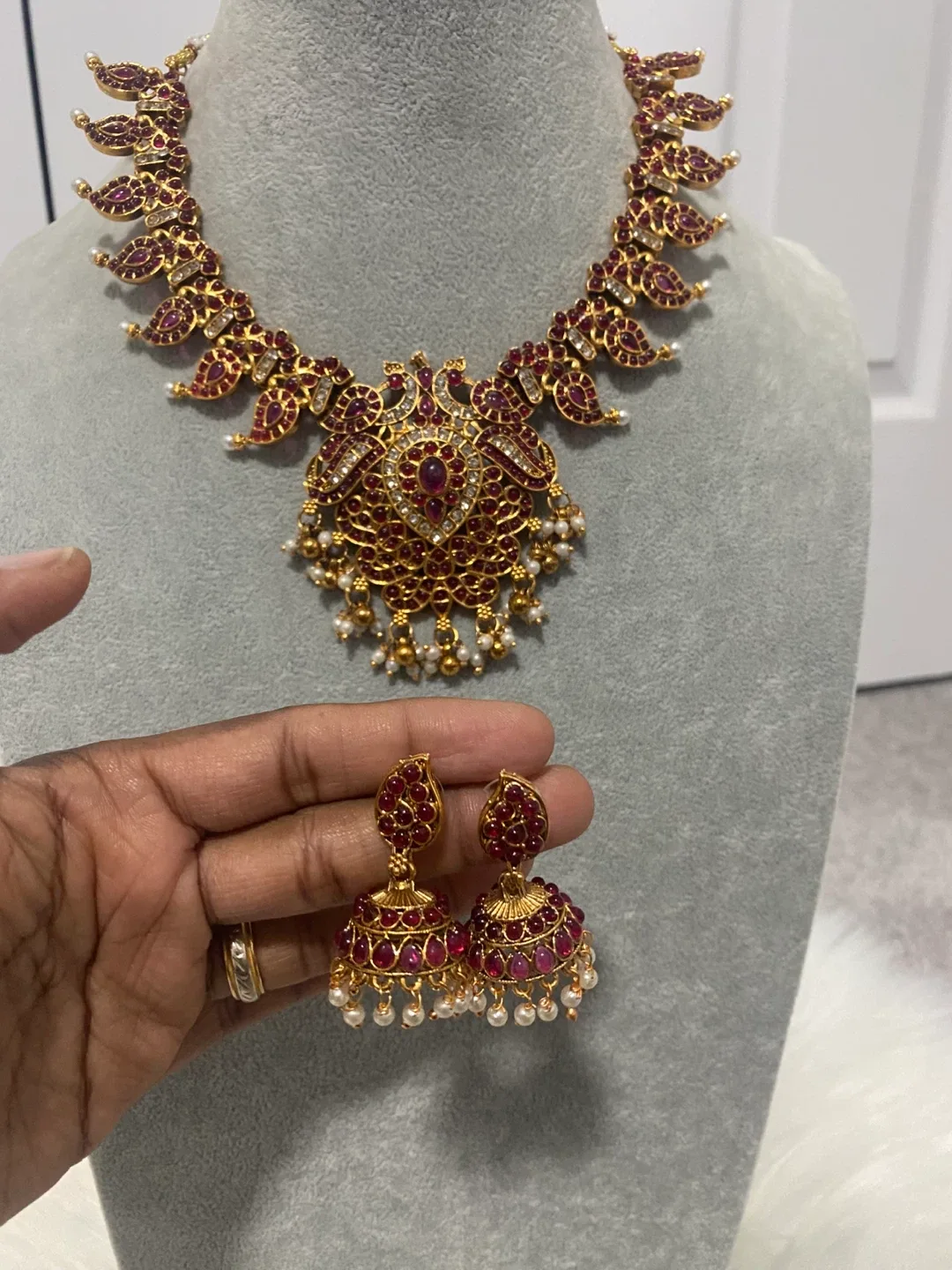 Necklace and Earring Set - Red and Gold thumbnail