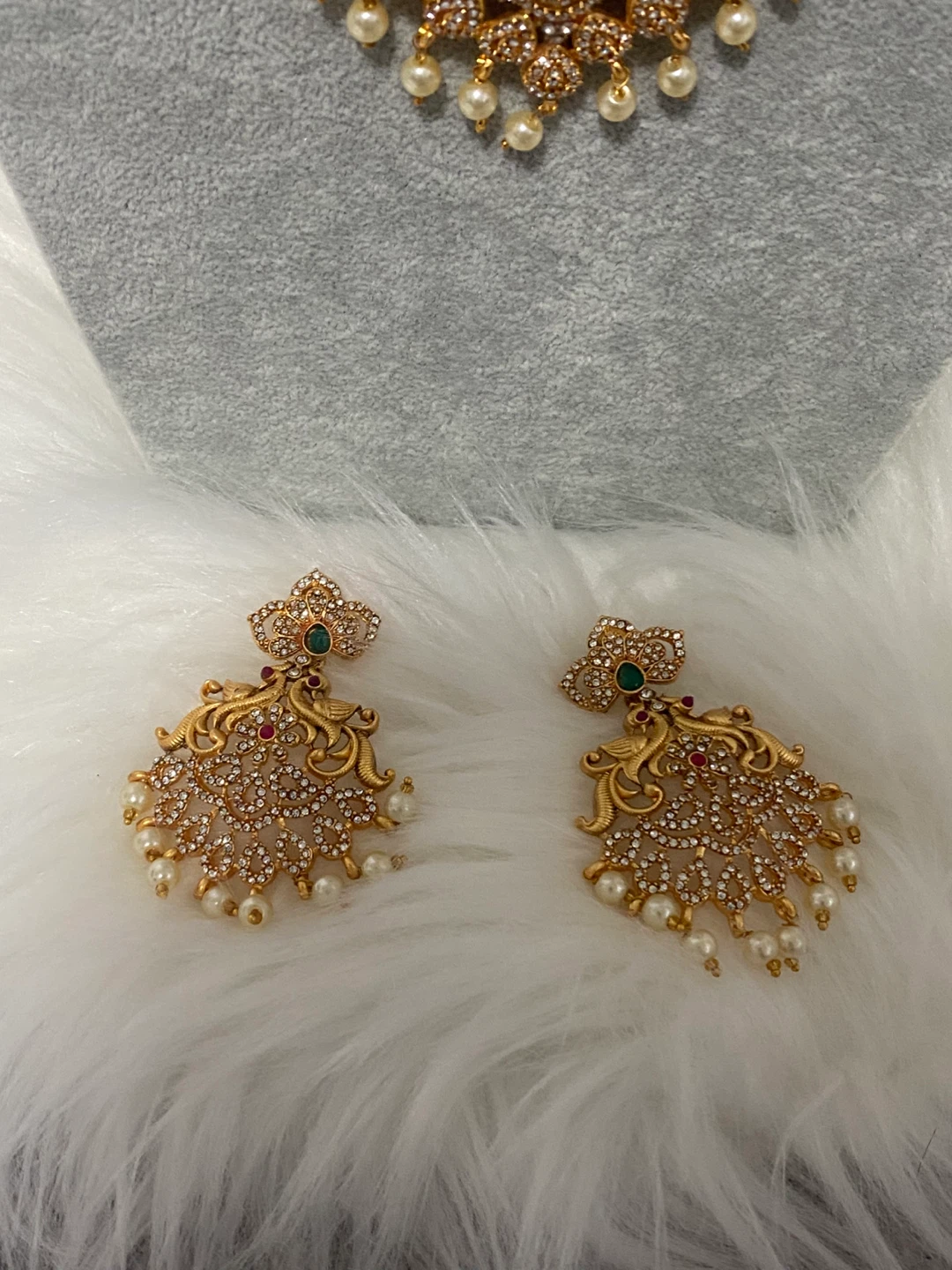 Gold Indian Jewelry Set - photo 3