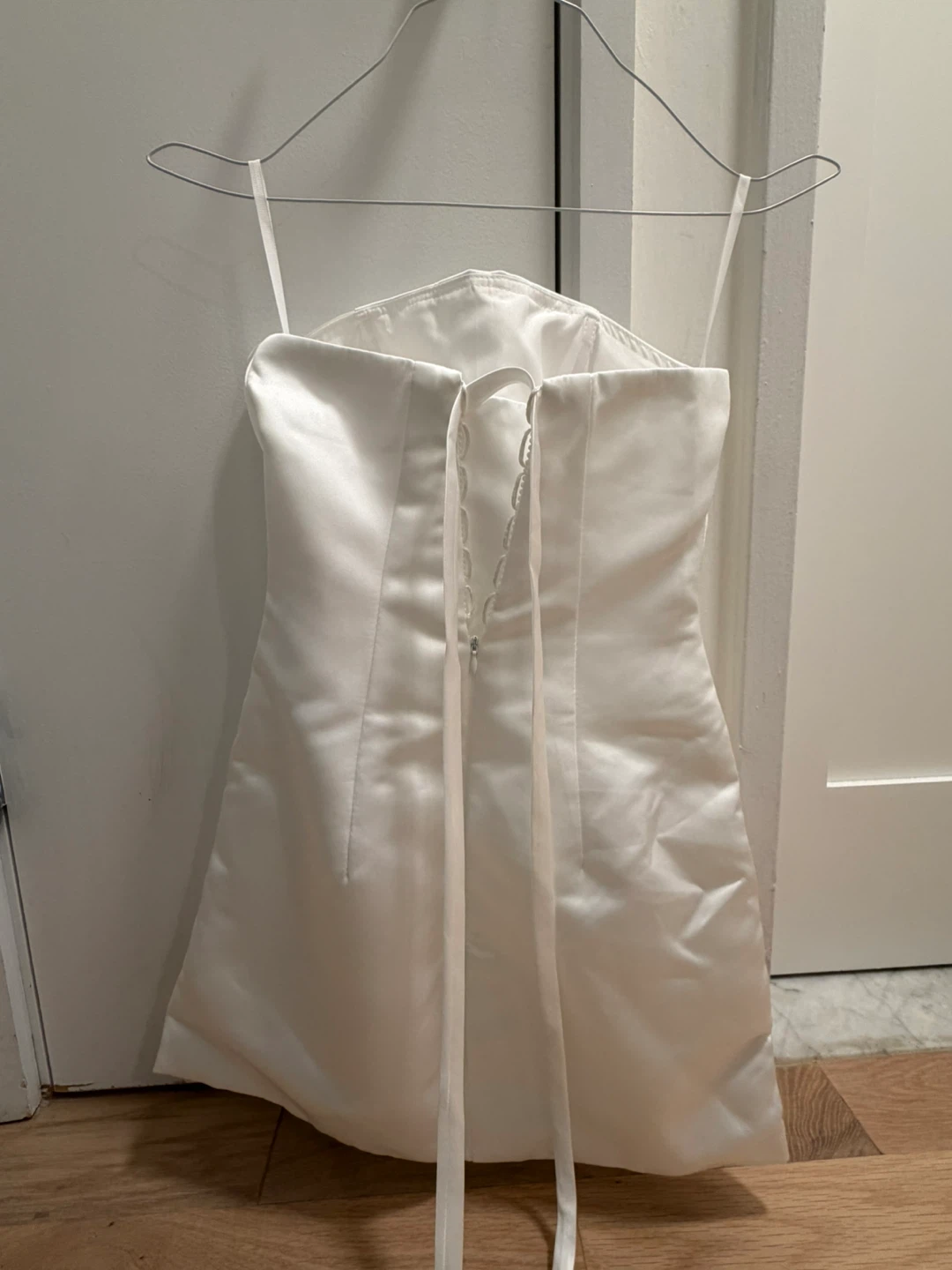 White Strapless Mini Dress with Bows - photo 4
