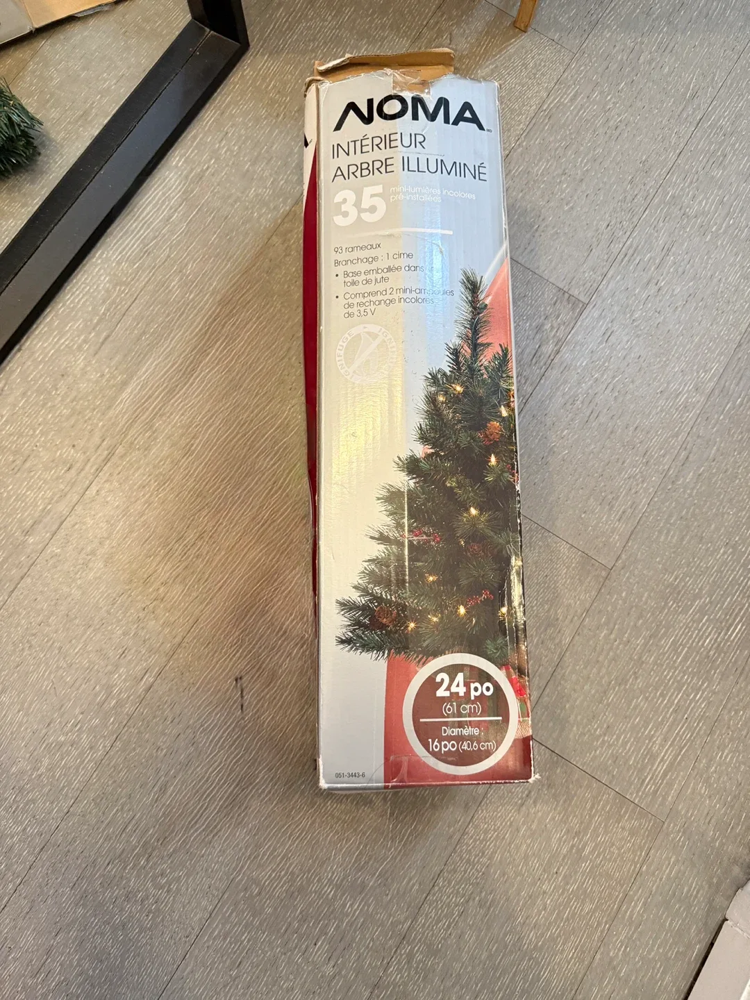 NOMA 24" Interior Arbre Illuminé Christmas Tree thumbnail