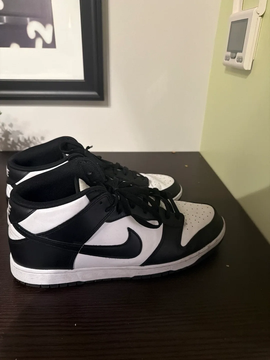 Nike Dunk High Panda Shoes image indicator(5)