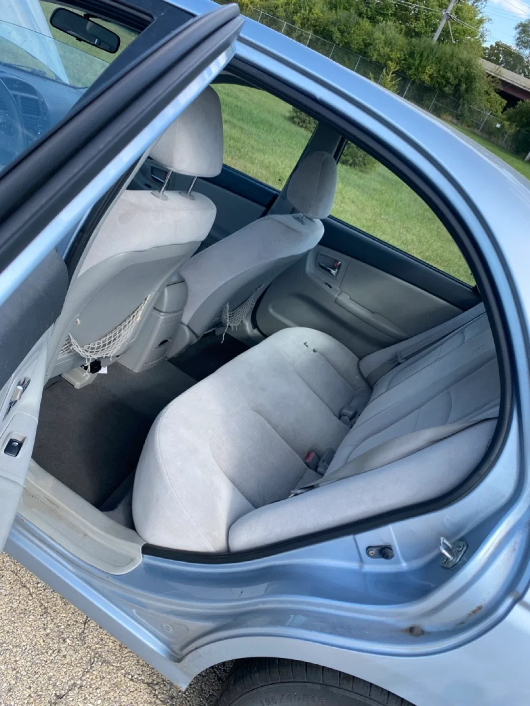 Kia Spectra Sedan - Light Blue image indicator(4)