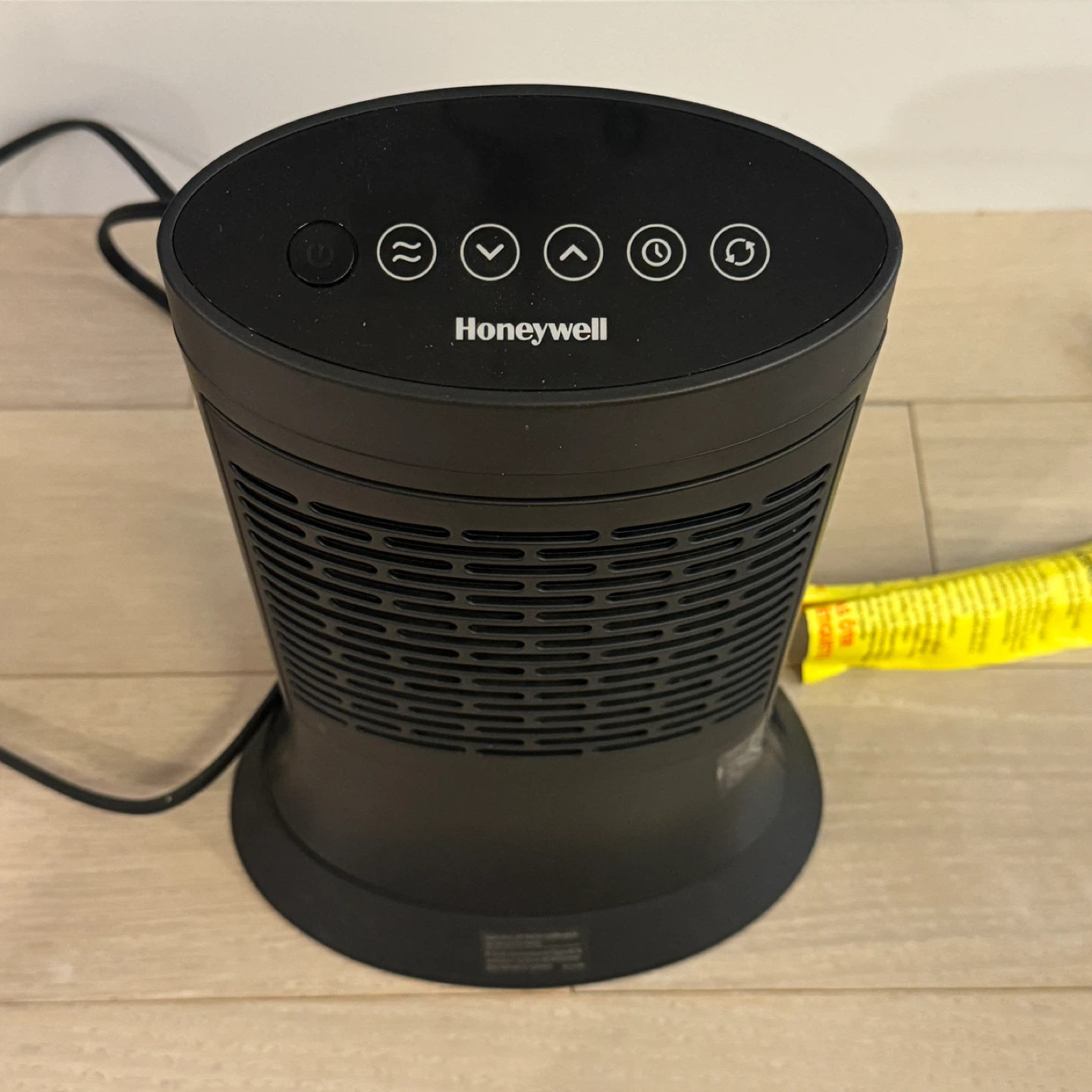 Honeywell HCE351C Heater - Slim Design - photo 2