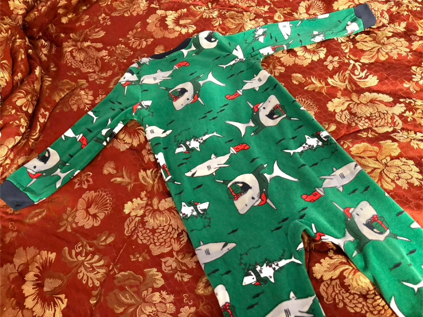 Carter's 6/6A Green Shark Footed Pajamas image indicator(3)
