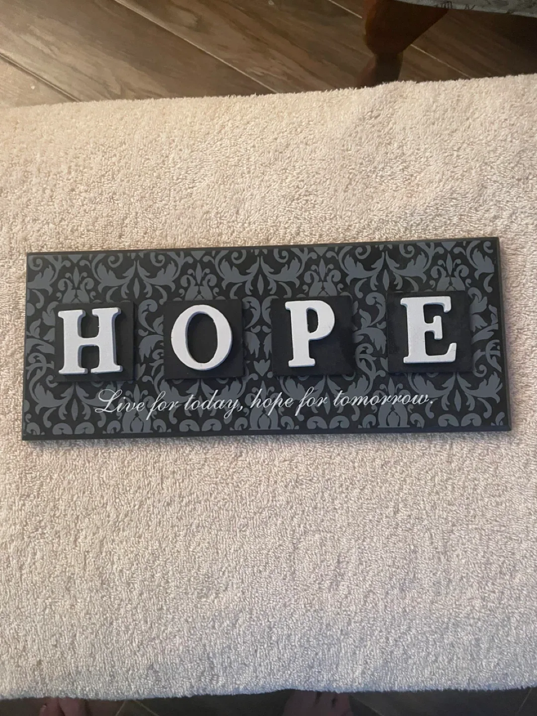 Wall Art Decor - LIVE, LOVE, HOPE image indicator(3)