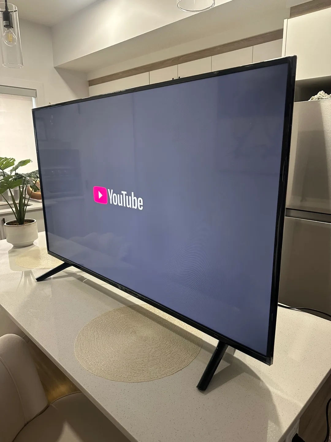 Almost New 50" Fire TV (2025 Model) – With Box & Accessories image indicator(5)