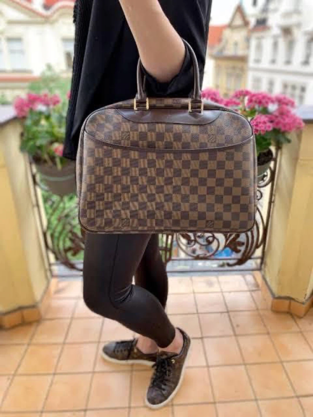 Louis Vuitton Damier Ebene Deuville