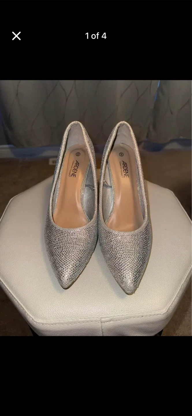Ardene Silver Heels size 9 image indicator(2)